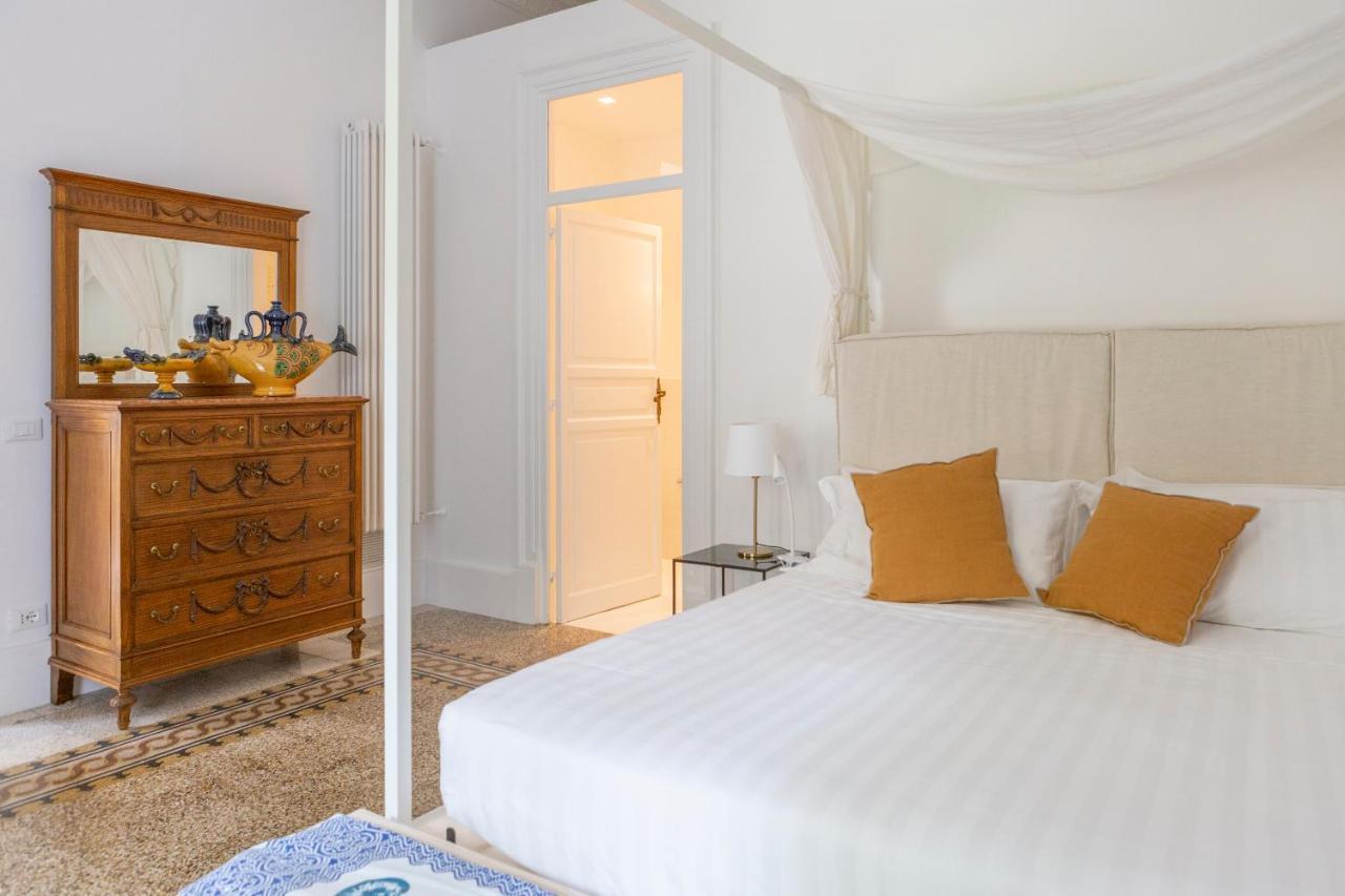 Garden Suite In Private Villa On Via Liberta Palermo Exterior photo